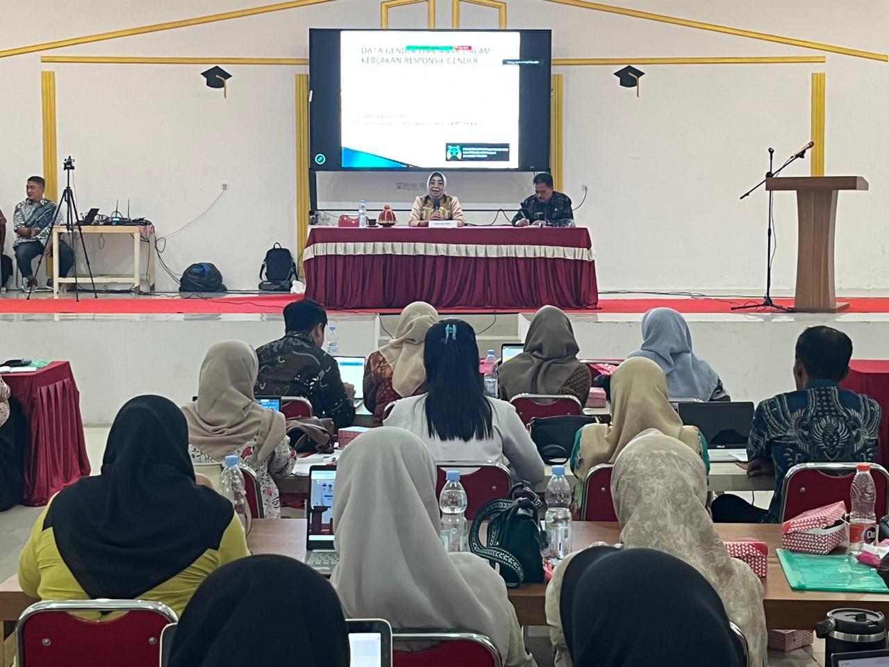 Kadis P3A Provinsi Sulawesi Tengah : "Cintai Menyusun dan Mengelola Data".